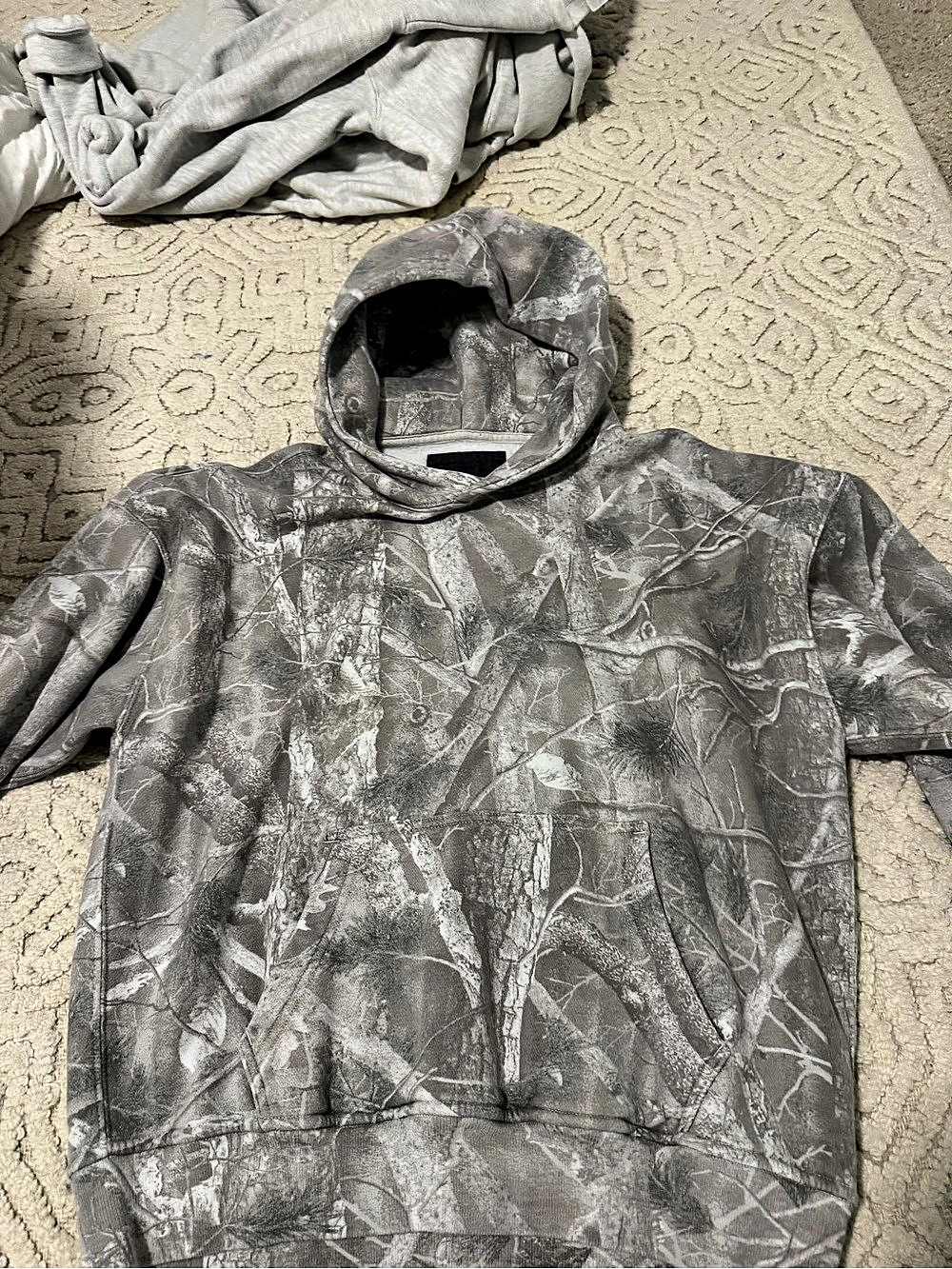 Abercrombie & Fitch Soft A&F Essentials Camo Hoodie Gray